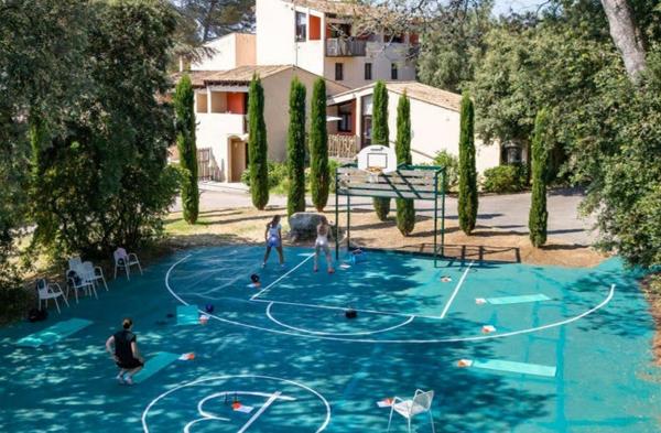 INVESTISSEMENT LOCATIF – La Colle-sur-Loup – Résidence Tourisme Belambra Clubs « Les Terrasses de St Paul de Vence » - 8,04 % de rentabilité