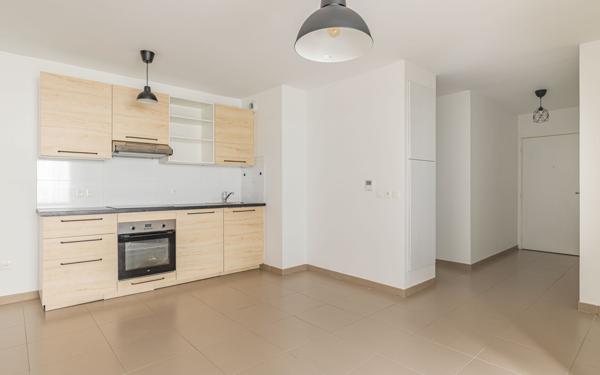 Appartement à vendre    2 pièces • 44,84 m2 Joinville-le-Pont