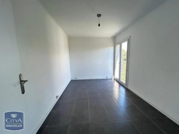 Appartement à louer 3 pièces 55.6m² Marseille 13e Arrondissement (13013)