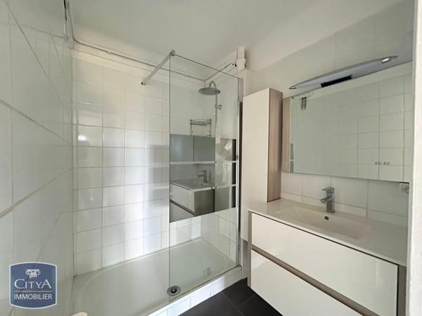 Appartement à louer 3 pièces 55.6m² Marseille 13e Arrondissement (13013)