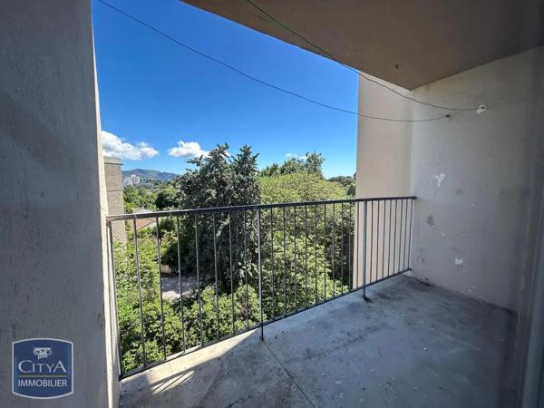 Appartement à louer 3 pièces 55.6m² Marseille 13e Arrondissement (13013)