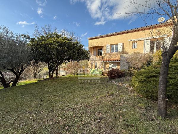 A  VENDRE 83640 SAINT ZACHARIE MAISON TYPE 4 DE 116M² SUR  2450M² DE TERRAIN TERRASSE.