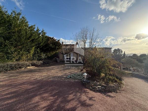 A  VENDRE 83640 SAINT ZACHARIE MAISON TYPE 4 DE 116M² SUR  2450M² DE TERRAIN TERRASSE.