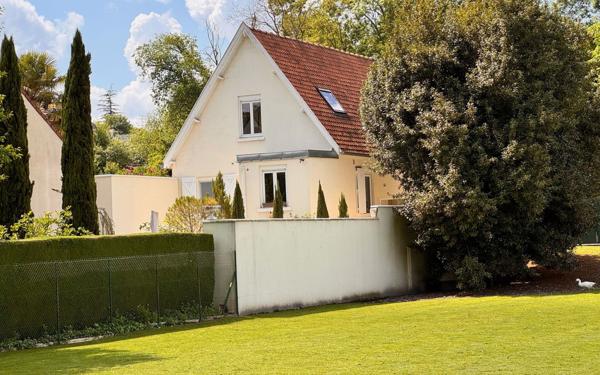 Maison à vendre    4 pièces • 130 m2 Amiens