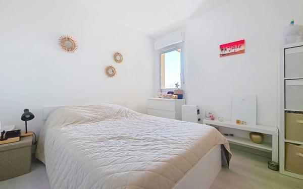 Appartement à vendre    2 pièces • 48 m2 Lunel