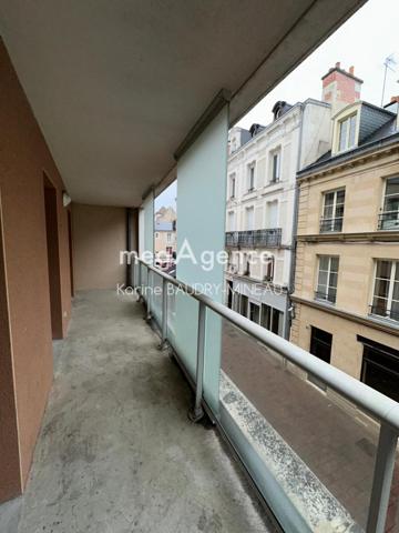 Appartement à POITIERS, 86000 - 3 pièces 65m²