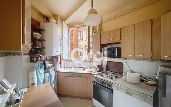 Appartement à vendre    6 pièces • 110,21 m2 Paris 16