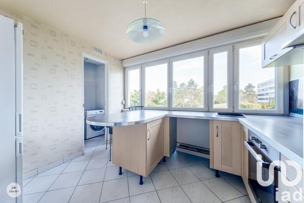 Appartement 3 pièces de 69 m² à Metz (57070)