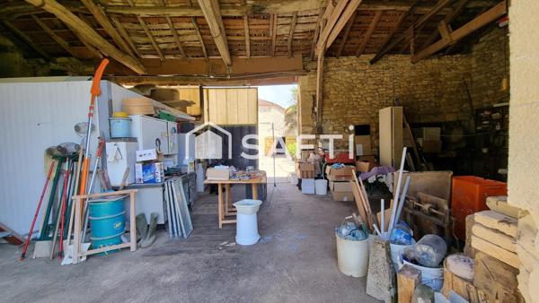 Charme d’antan, grand volume, potentiel pour activité artisanale ou mécanique