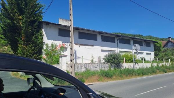 Immeuble à vendre |  Condat-sur-Vézère |  250 m²