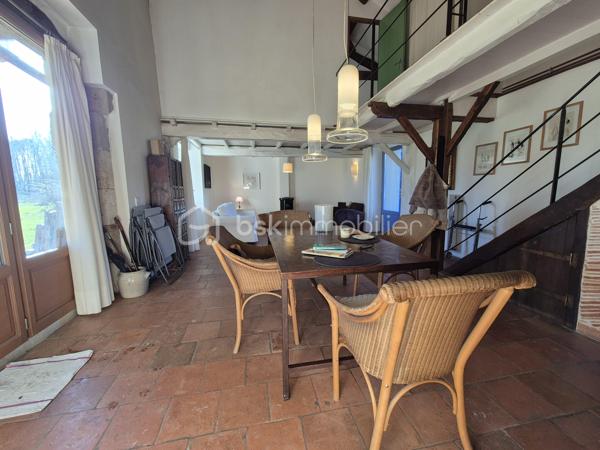 Maison en pierre de 145 m²