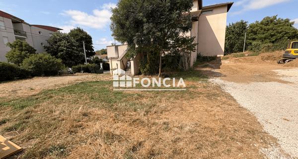 Location Studio 26.44 m² - Meximieux 01800