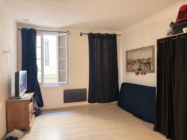 Manosque (04100) Studio centre ancien