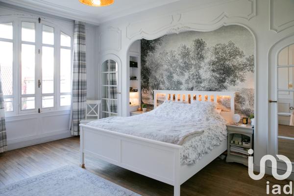 Maison à vendre 6 pièces 235 m² Châlons-en-Champagne