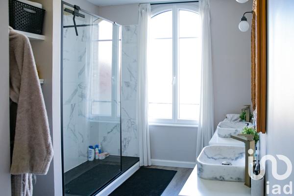 Maison à vendre 6 pièces 235 m² Châlons-en-Champagne