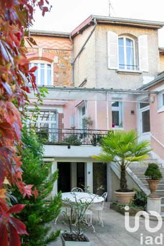 Maison à vendre 6 pièces 235 m² Châlons-en-Champagne