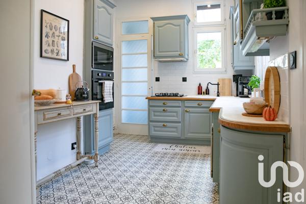 Maison à vendre 6 pièces 235 m² Châlons-en-Champagne