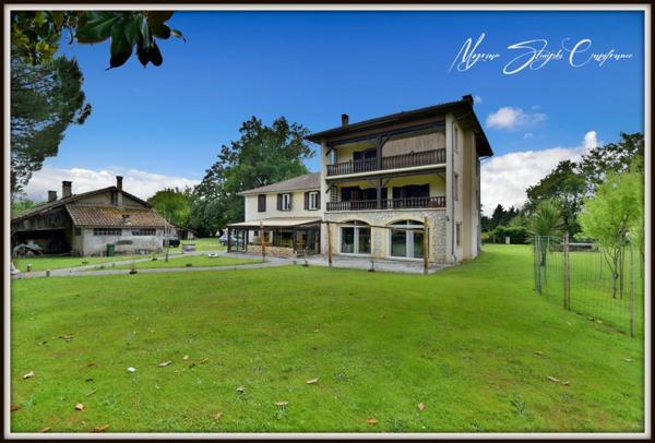 propriete à vendre 11 pièces proche de PONTONX-SUR-L'ADOUR (40)MAISON DE MAITRE DE 450 M² ET SES DEPENDANCES