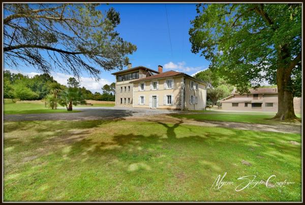 propriete à vendre 11 pièces proche de PONTONX-SUR-L'ADOUR (40)MAISON DE MAITRE DE 450 M² ET SES DEPENDANCES