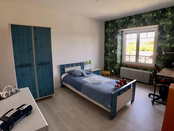 Belle maison de 7 chambres avec potentiel commercial