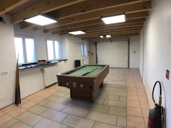 Belle maison de 7 chambres avec potentiel commercial