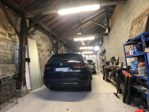 Belle maison de 7 chambres avec potentiel commercial