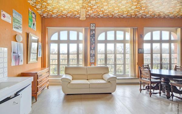 Maison à vendre    13 pièces • 457 m2 Merville