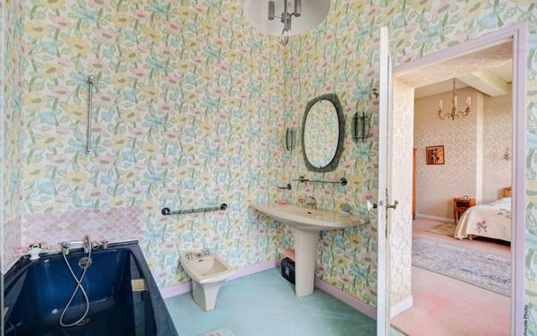 Maison à vendre    13 pièces • 457 m2 Merville