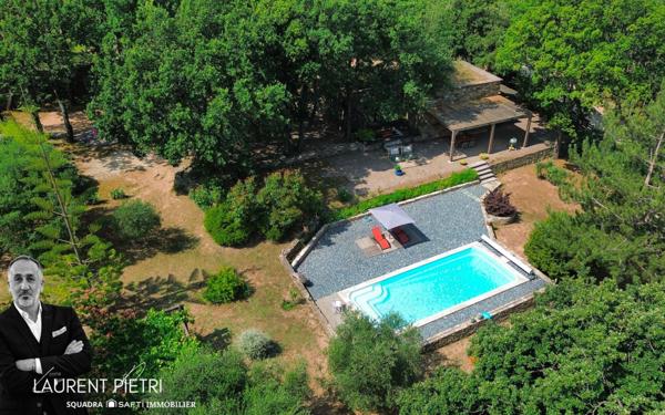 Propriété de charme en pierre à Barbaggio