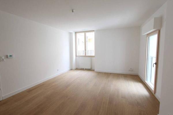 Appartement 2 pièces                                        - 44000 Nantes - Graslin-Commerce Réf : 11821