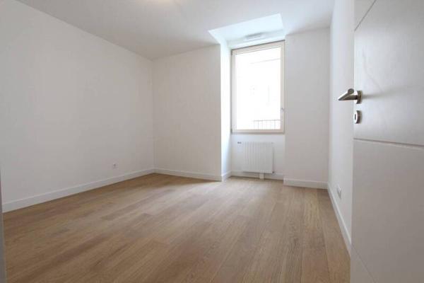 Appartement 2 pièces                                        - 44000 Nantes - Graslin-Commerce Réf : 11821
