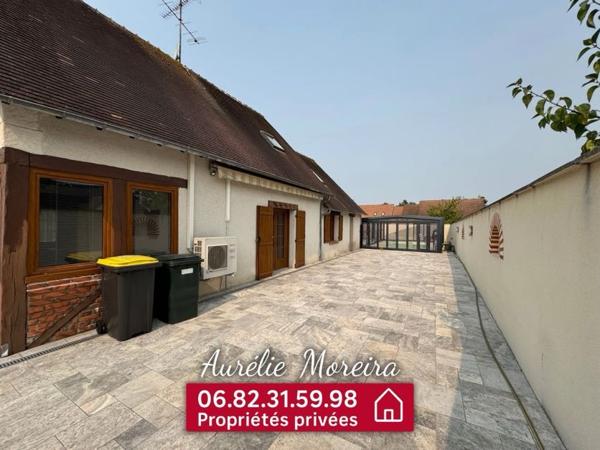 Maison avec Piscine chauffée à Mont Près Chambord  41250