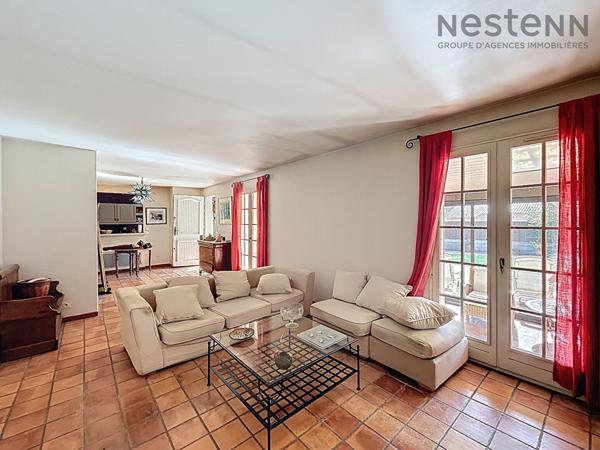 Maison plain-pied 120m2, exposition plein sud, impasse au calme , proche centre ville, piscine