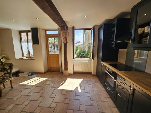 Maison T4 avec jardin dépendances et piscine