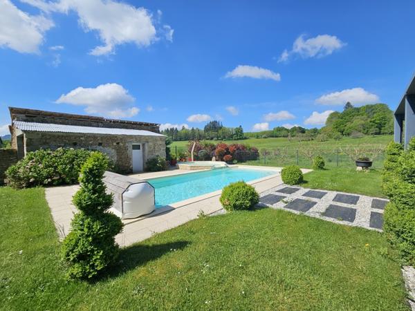 Maison T4 avec jardin dépendances et piscine