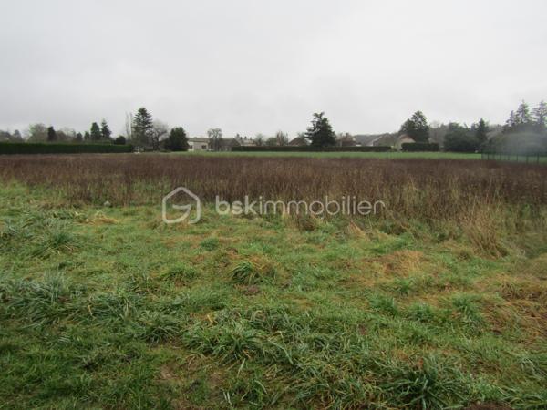 Terrain de 1 018 m²