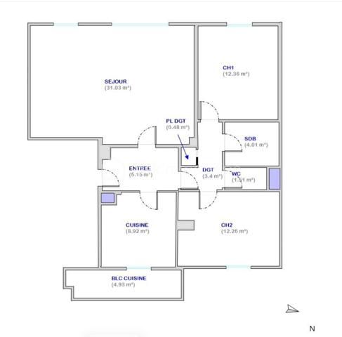 Au cœur d'un quartier vivant et recherché pour sa proximité immédiate avec les commerces, les écoles et les transports (bus, métro, axes autoroutiers rapidement accessibles), découvrez cet appartement familial repensé avec soin, offrant de superbes volumes et une belle luminosité traversante.

Situé au premier étage d'un immeuble des années 60' , cet appartement saura vous séduire par son agencement fonctionnel et ses prestations confortables. Il se compose d'une pièce de vie de 31 m2 (issu de la réunion de deux pièces), exposé Ouest,
* Une vaste entrée accueillante permettant de circuler aisément.
* Une cuisine séparée et aménagée bénéficiant d'un accès direct à un balcon exposé Est , parfait pour profiter d'un petit-déjeuner au soleil.
* Deux chambres confortables.
* Une salle de bains fonctionnelle avec balnéo.
* Un WC séparé

Les + :
- Climatisation réversible
- Double vitrage
- Petite copropriété de 11 lots d'habitation