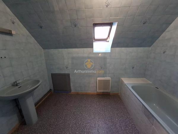 Vente                                                      Maison
                        
                     6 pièces                      118 m2                     à Coulommiers