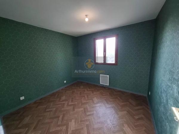 Vente                                                      Maison
                        
                     6 pièces                      118 m2                     à Coulommiers