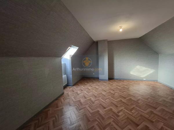 Vente                                                      Maison
                        
                     6 pièces                      118 m2                     à Coulommiers