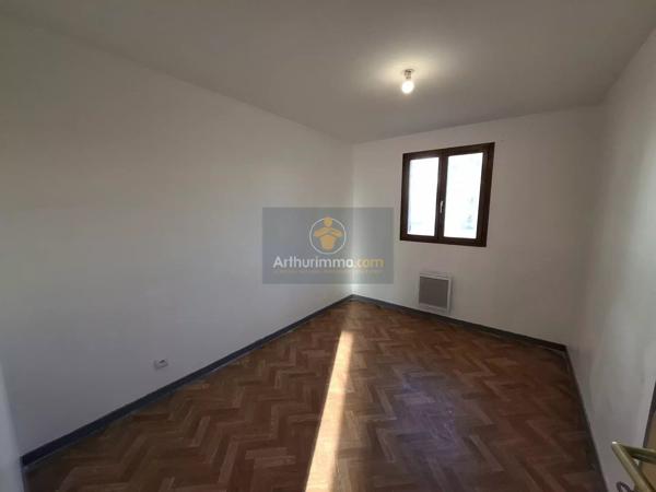 Vente                                                      Maison
                        
                     6 pièces                      118 m2                     à Coulommiers
