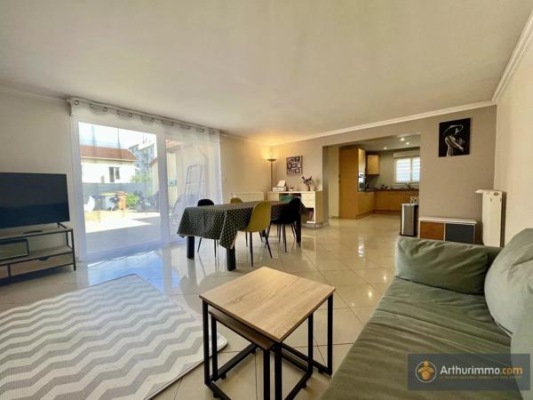 Vente                                                      Maison
                        
                     5 pièces                      103 m2                     à Livry-Gargan