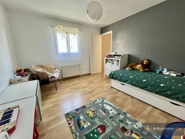 Vente                                                      Maison
                        
                     5 pièces                      103 m2                     à Livry-Gargan