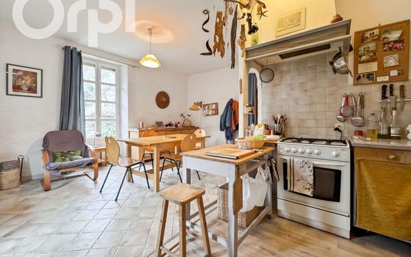 Maison à vendre    6 pièces •  Chassiers