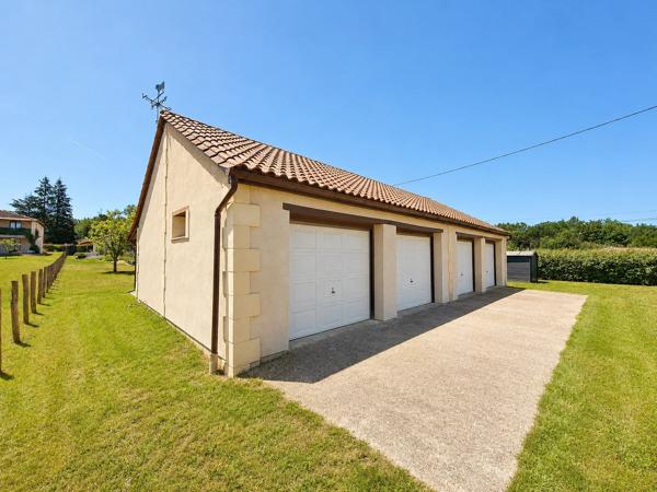 Belle maison familiale avec vue sur la campagne