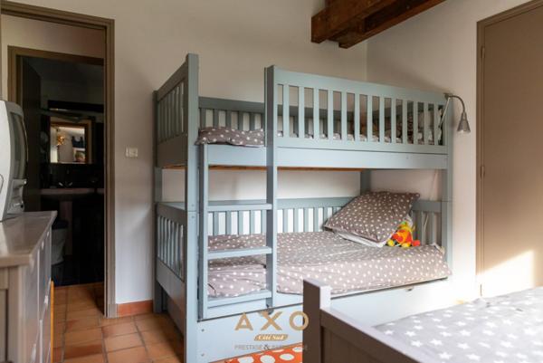 EXCLUSIVITE - LE MONTAIGUET - MAISON 160M2 - T7 - GARAGE - PISCINE - PARC 5000M2 - 1 020 000€