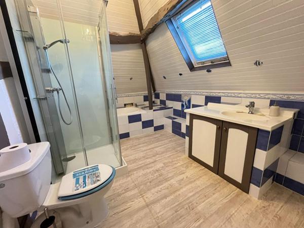 Maison LONGERE  3 chambres  161M2