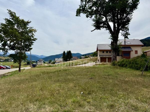 À vendre – Terrain à bâtir de 675 m² – Méaudre (Vercors)