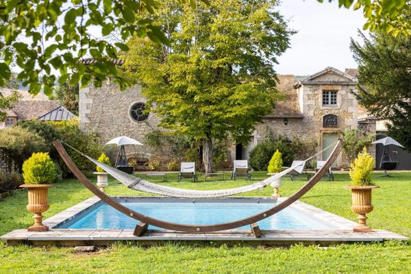 Vente maison bourgeoise 800 m² 15 Pièces Givry