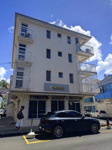 Location Fonds de commerce 3 pièces 50 m2 à Schœlcher